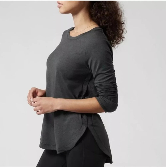 Athleta Small Uptempo Gray Long Sleeve Pullover Top Round Hem Thumbholes - Picture 2 of 14